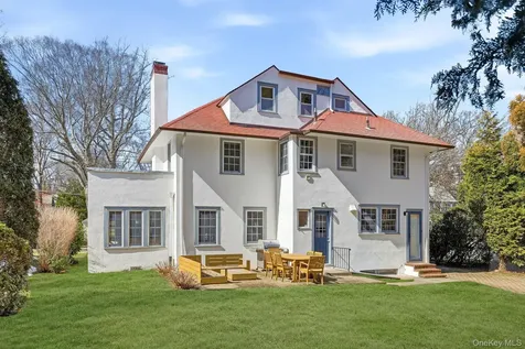 120 Brite Avenue Scarsdale NY 10583
