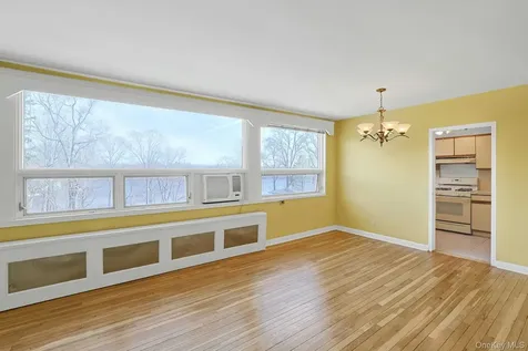 4 Channing Place Eastchester NY 10709