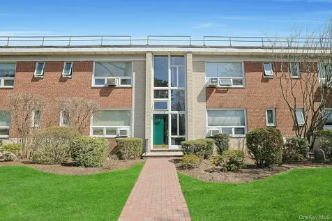 4 Channing Place Eastchester NY 10709
