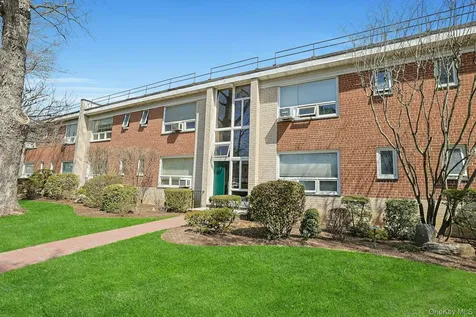 4 Channing Place Eastchester NY 10709
