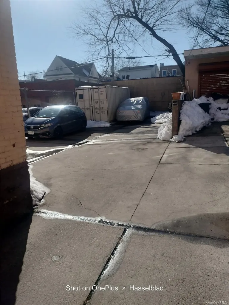 36 Euclid Avenue Brooklyn NY 11208