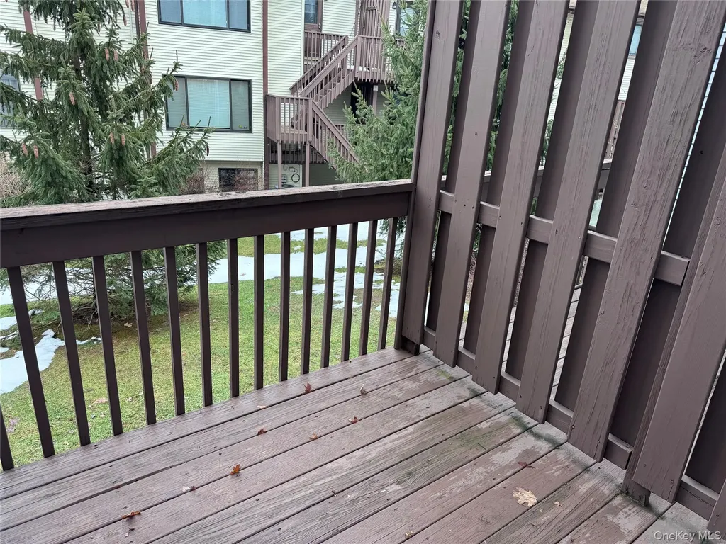 10 Evan Court Nanuet NY 10954