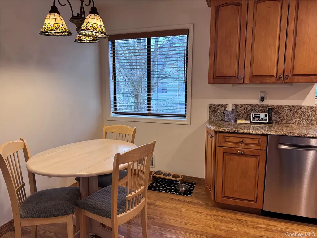 10 Evan Court Nanuet NY 10954