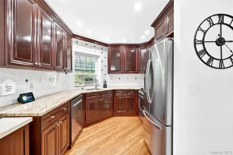 41 Pembrooke Court Putnam Valley NY 10579