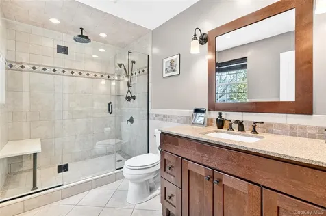 41 Pembrooke Court Putnam Valley NY 10579