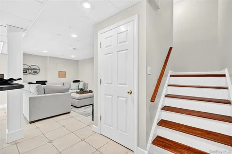 41 Pembrooke Court Putnam Valley NY 10579