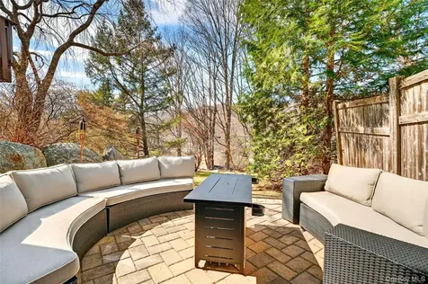 41 Pembrooke Court Putnam Valley NY 10579
