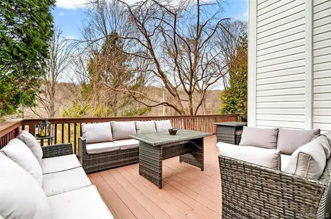 41 Pembrooke Court Putnam Valley NY 10579