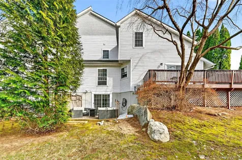 41 Pembrooke Court Putnam Valley NY 10579