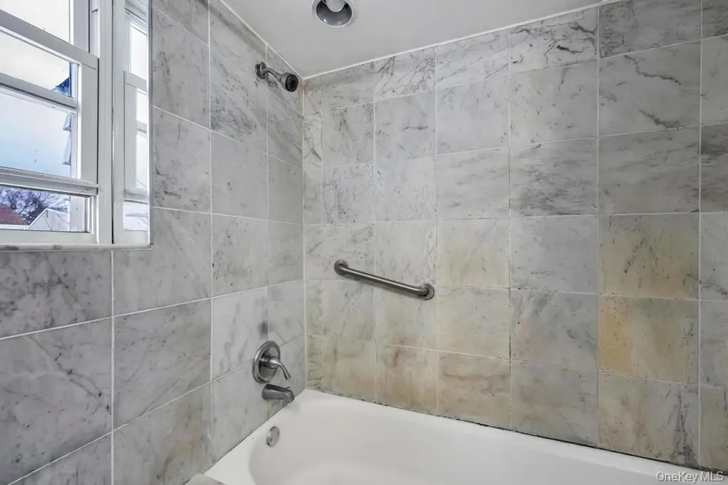 13 Crystal Street Elmont NY 11003