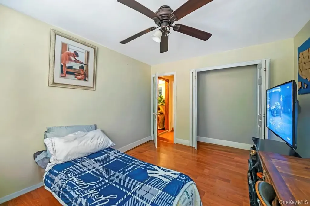 13 Crystal Street Elmont NY 11003