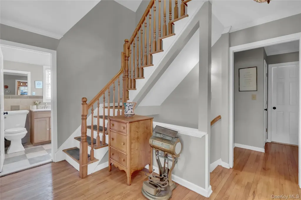 8 Noel Place Smithtown NY 11787