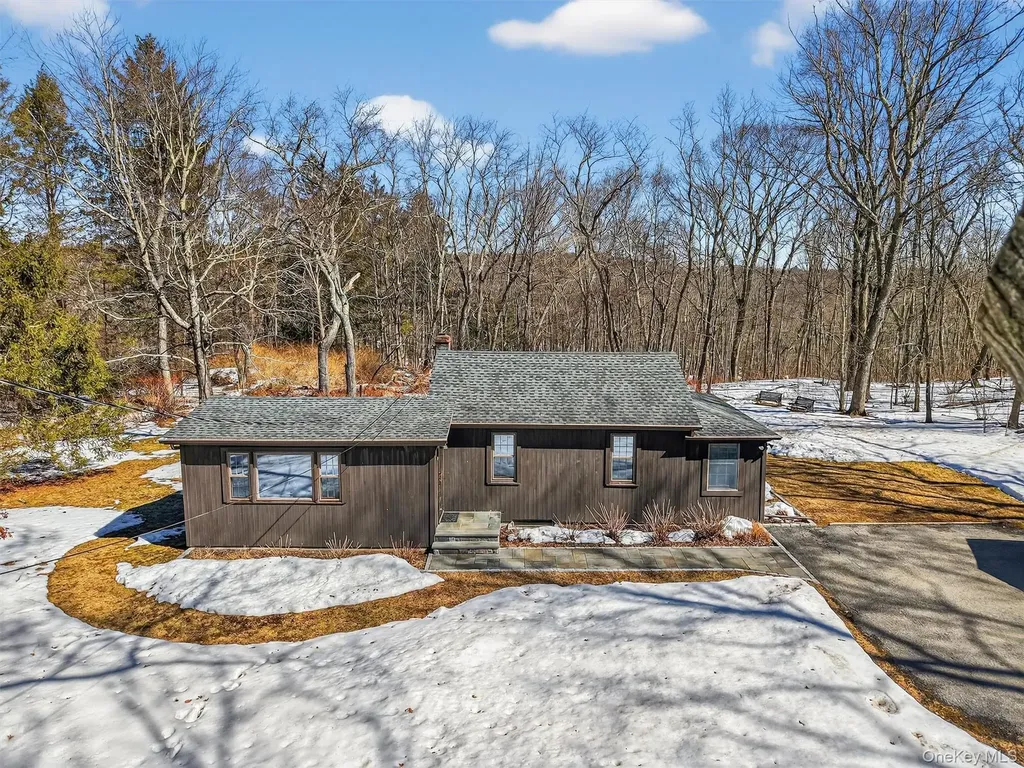 208 Ressique Road Stormville NY 12582