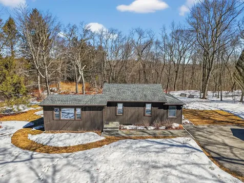 208 Ressique Road Stormville NY 12582