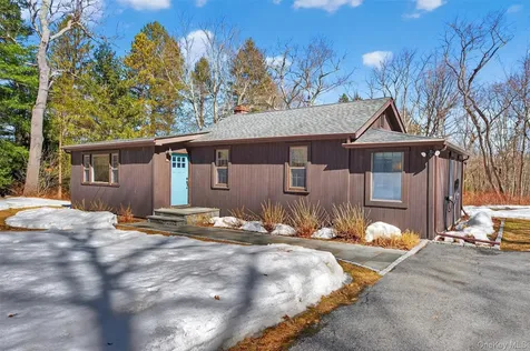 208 Ressique Road Stormville NY 12582