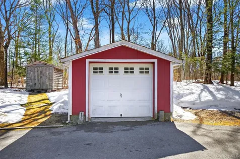 208 Ressique Road Stormville NY 12582