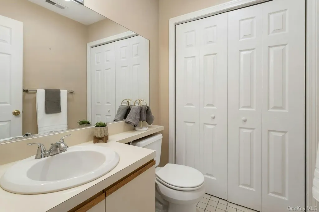 802 Autumn Lane Brewster NY 10509