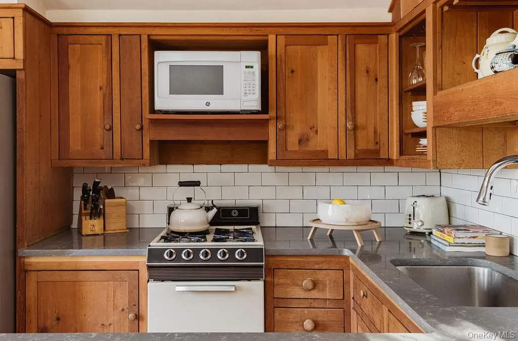 1738 County Route 10 Ancram NY 12502