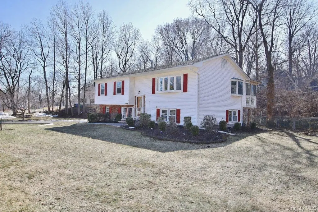 22 Adams Drive Stony Point NY 10980