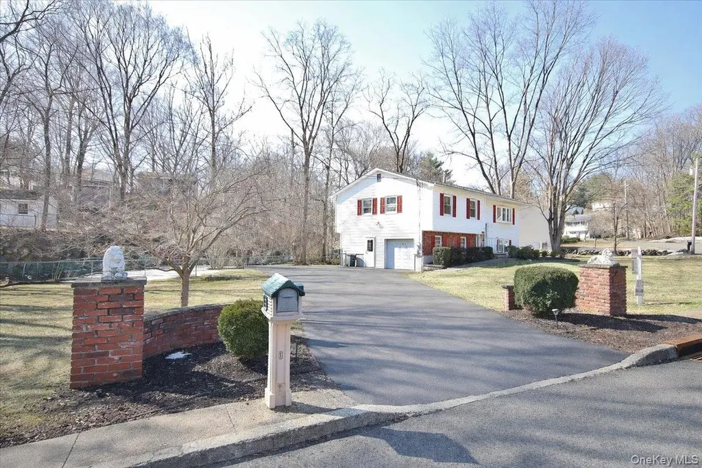22 Adams Drive Stony Point NY 10980