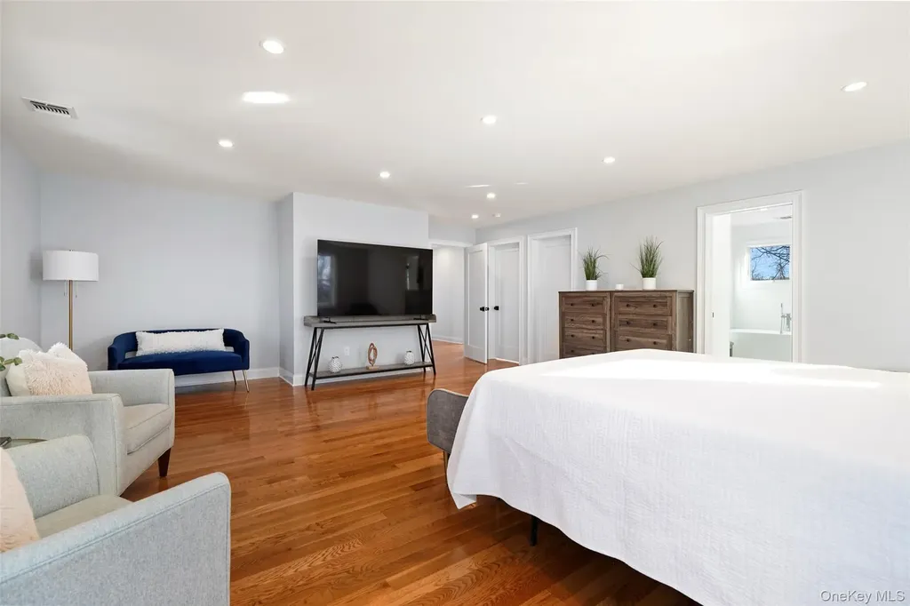 35 Summit Drive Mahopac NY 10541
