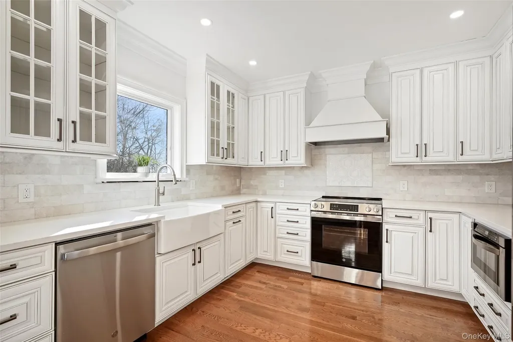 35 Summit Drive Mahopac NY 10541