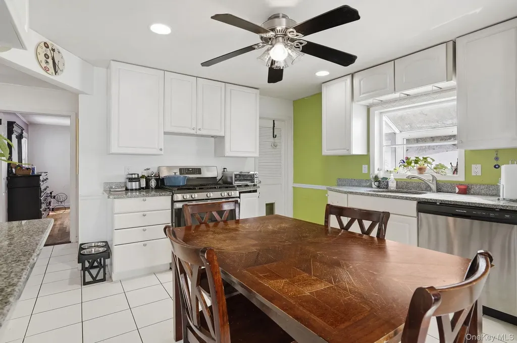 718 Hill Drive Mahopac NY 10541