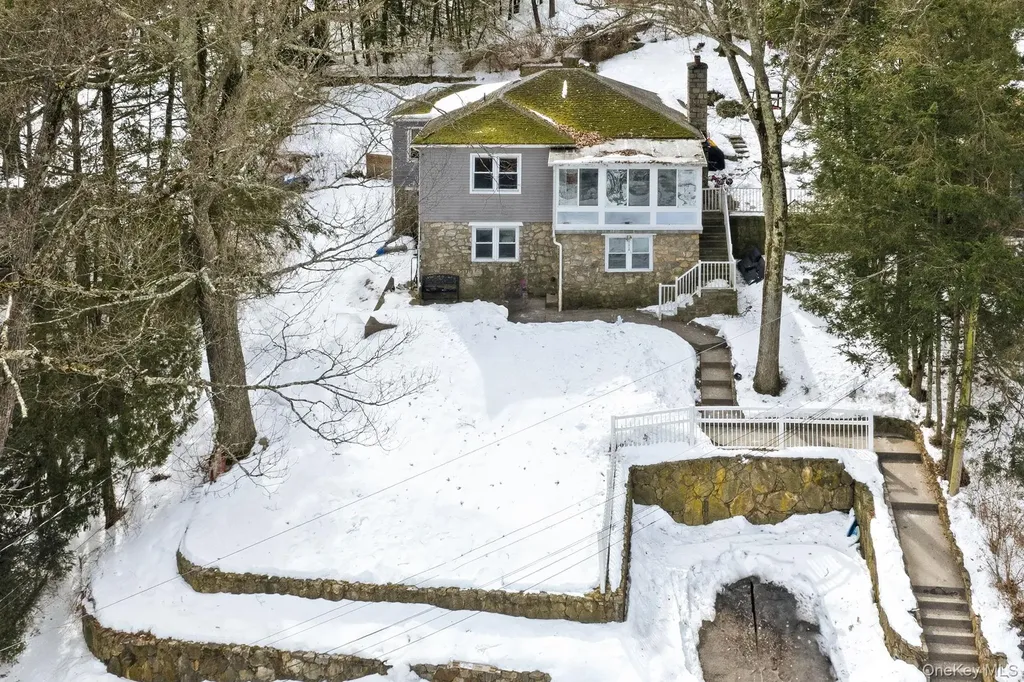 718 Hill Drive Mahopac NY 10541