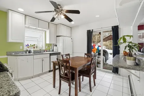 718 Hill Drive Mahopac NY 10541
