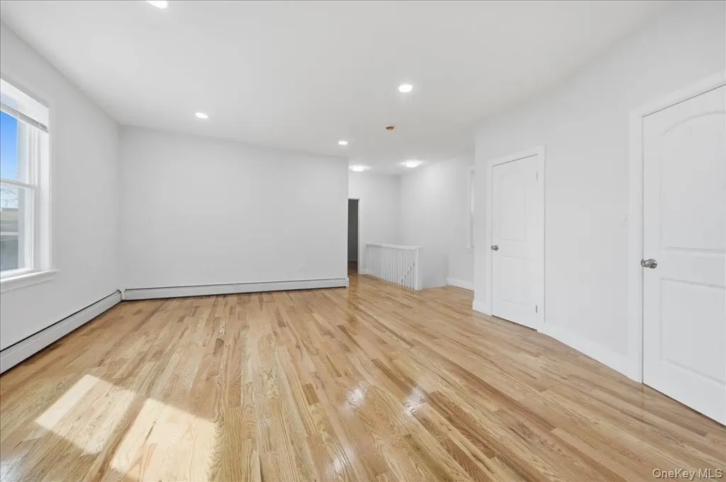 1624 Seddon Street Bronx NY 10461