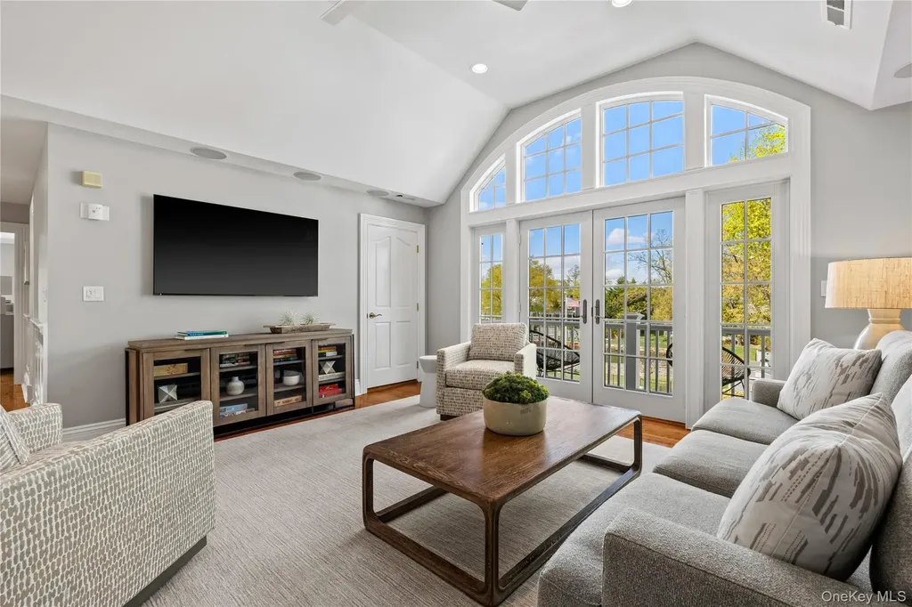 750 Rushmore Avenue Mamaroneck NY 10543
