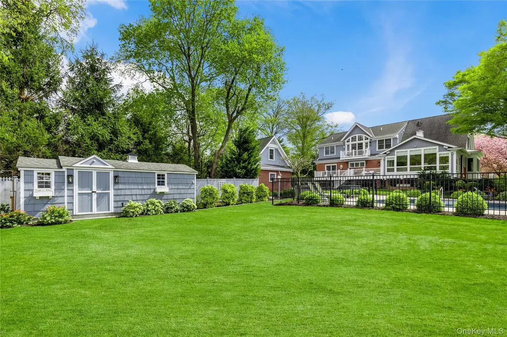 750 Rushmore Avenue Mamaroneck NY 10543