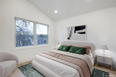 56 Kirkwood Road Port Washington NY 11050
