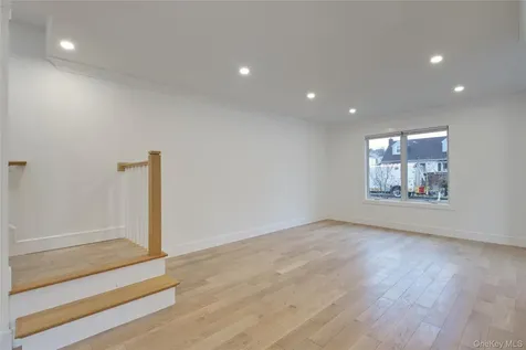 56 Kirkwood Road Port Washington NY 11050