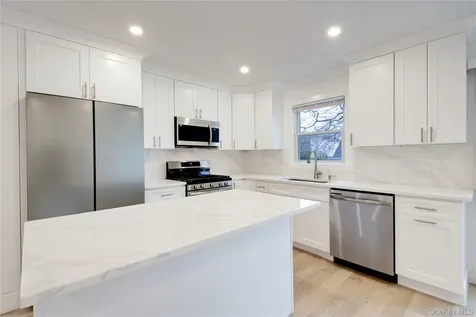 56 Kirkwood Road Port Washington NY 11050