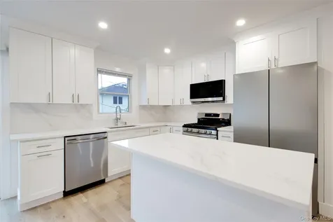 56 Kirkwood Road Port Washington NY 11050