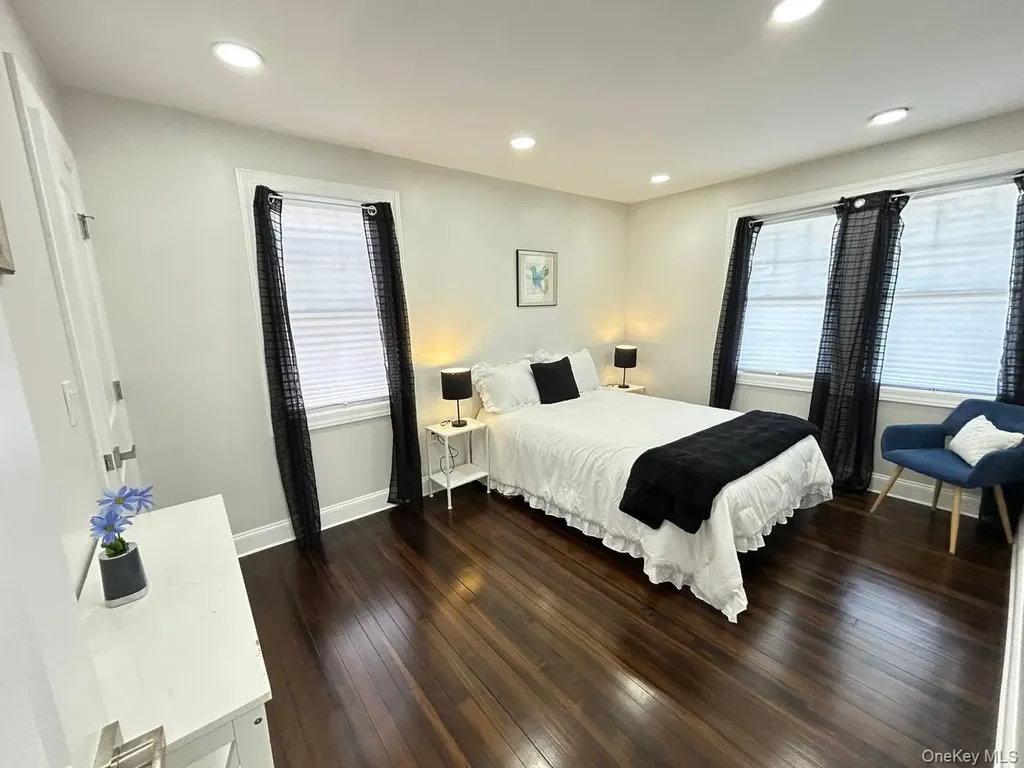 53 Lee Avenue Valley Stream NY 11581