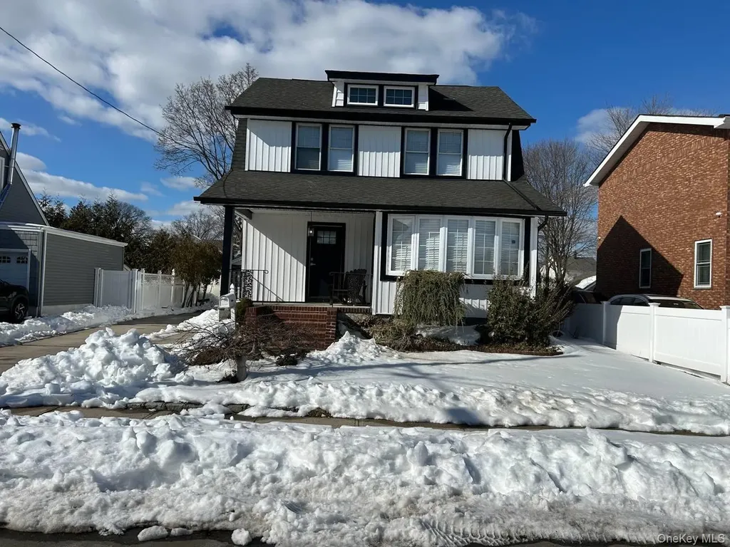 53 Lee Avenue Valley Stream NY 11581