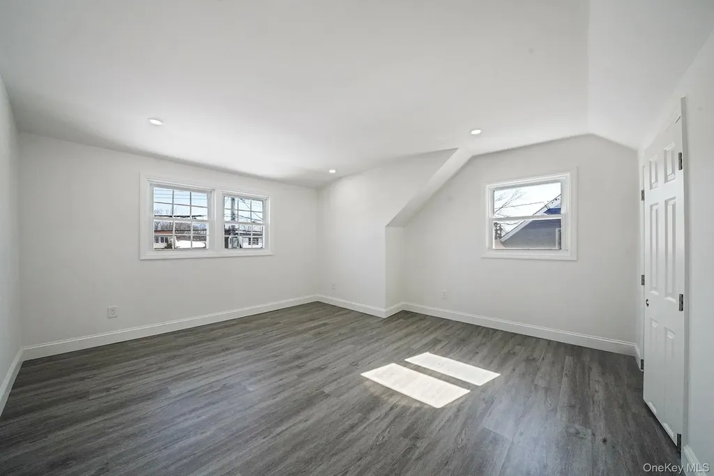30 Jean Drive North Babylon NY 11703