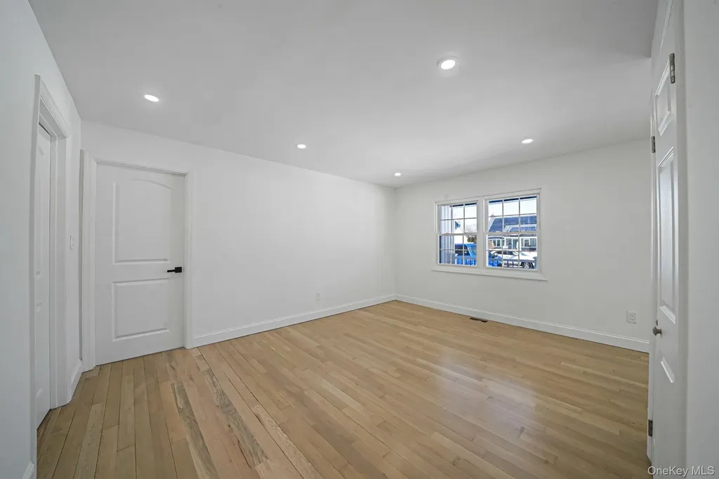 30 Jean Drive North Babylon NY 11703