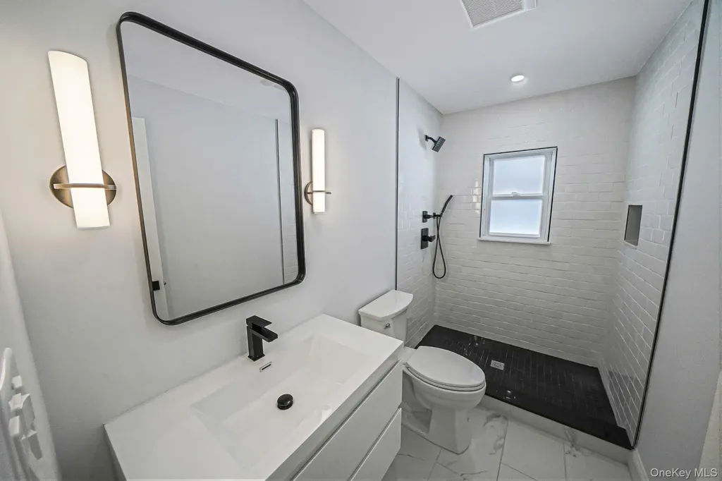 30 Jean Drive North Babylon NY 11703