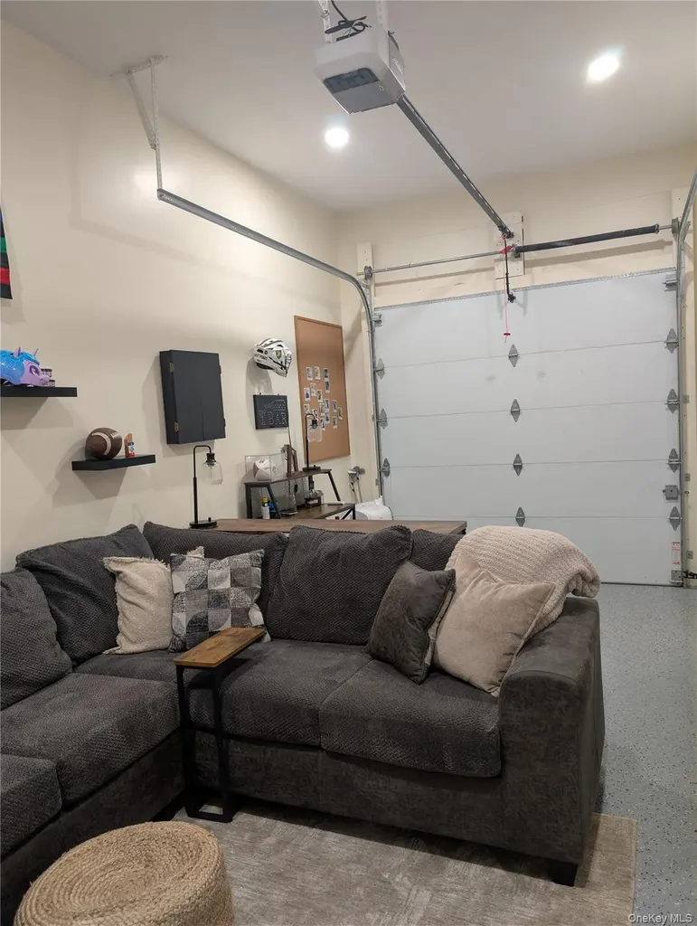 88 Brookview Lane Newburgh NY 12550