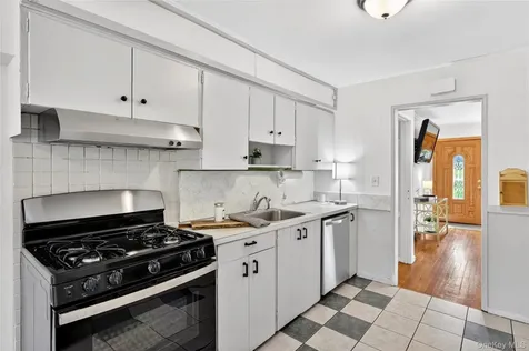 606 Washington Avenue Pleasantville NY 10570