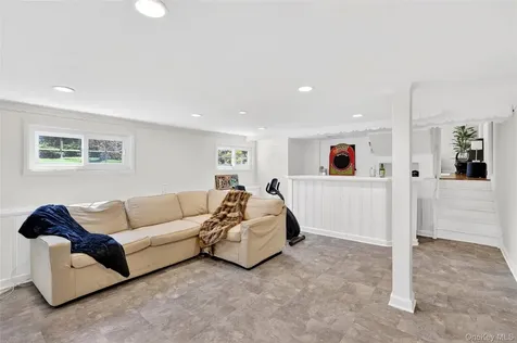 606 Washington Avenue Pleasantville NY 10570