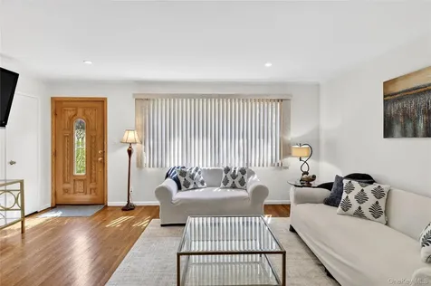 606 Washington Avenue Pleasantville NY 10570