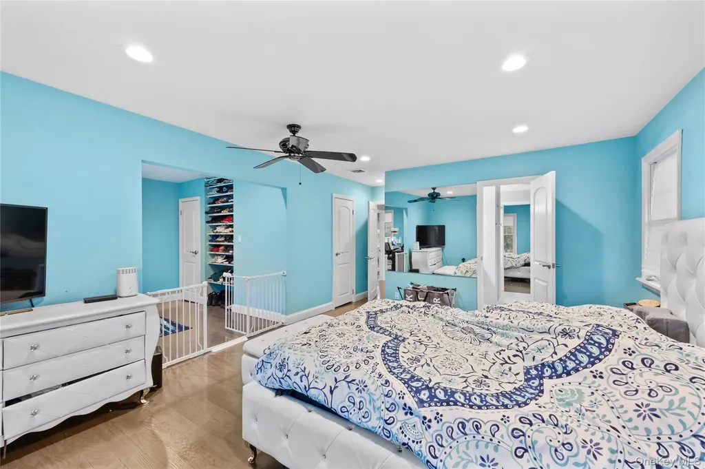 21 Rawlings Drive Melville NY 11747