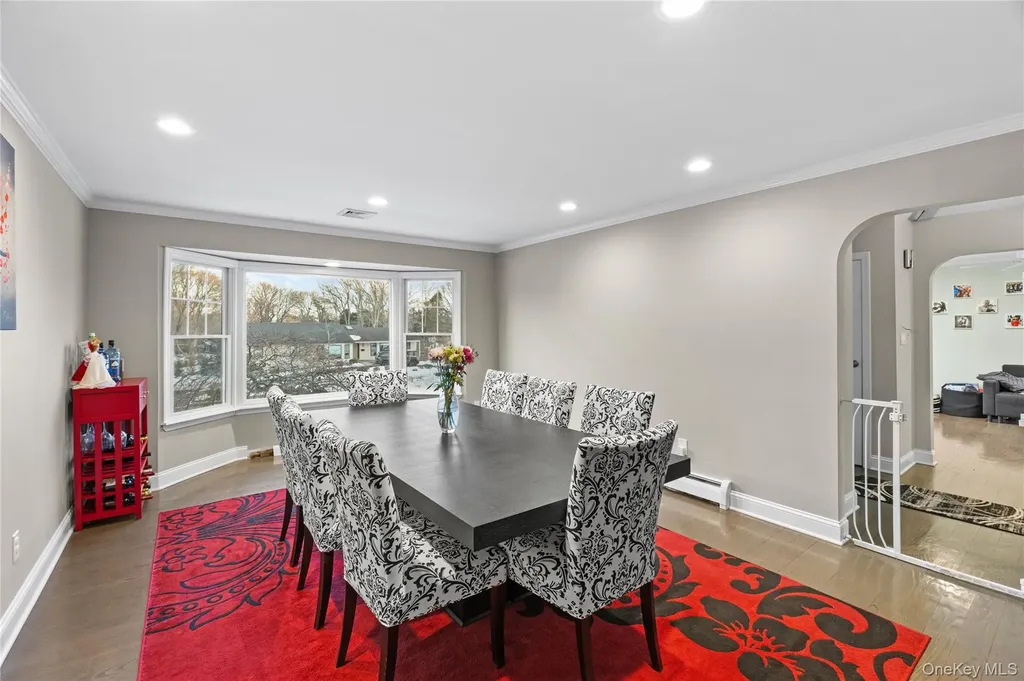 21 Rawlings Drive Melville NY 11747