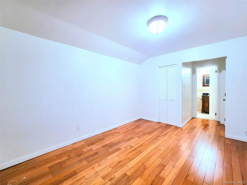 14018 33rd Avenue Flushing NY 11354