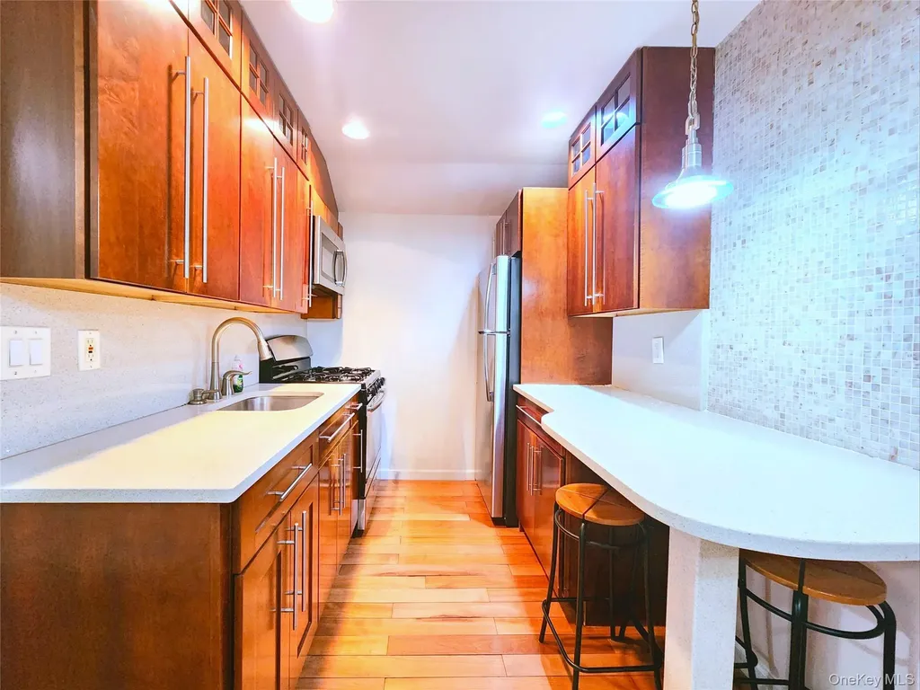14018 33rd Avenue Flushing NY 11354