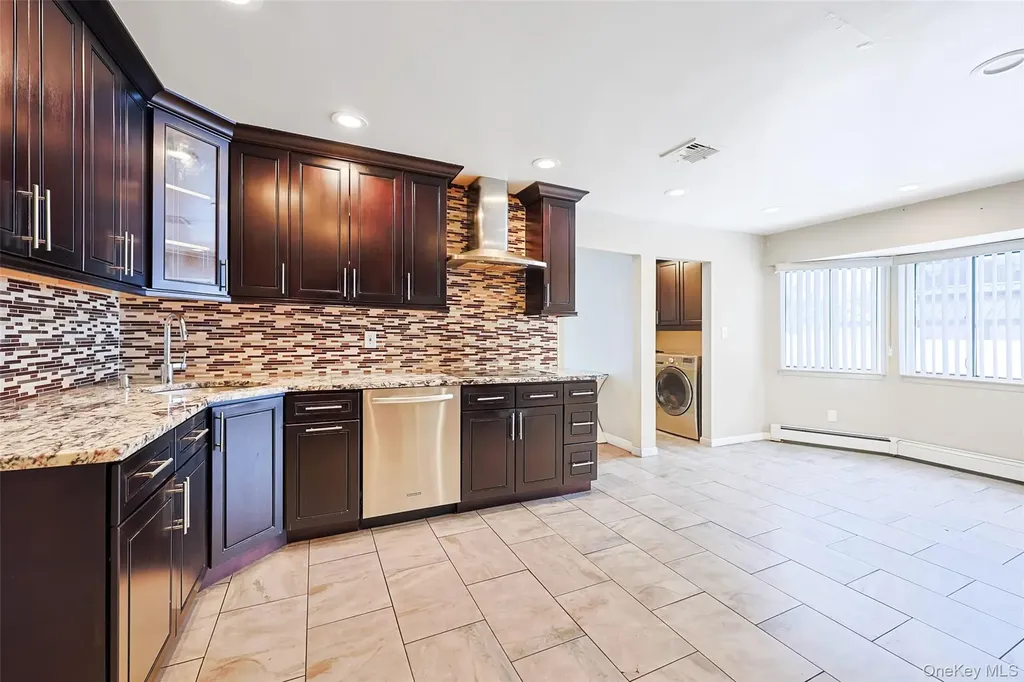 1259 Jerusalem Avenue Merrick NY 11566